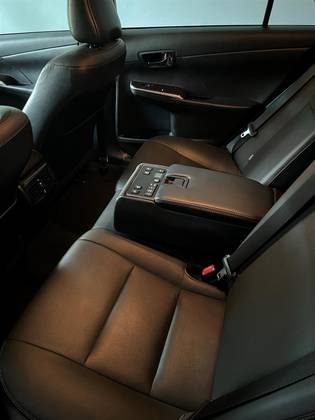 TOYOTA CAMRY 3.5 XLE V6 24V GASOLINA 4P AUTOMÁTICO